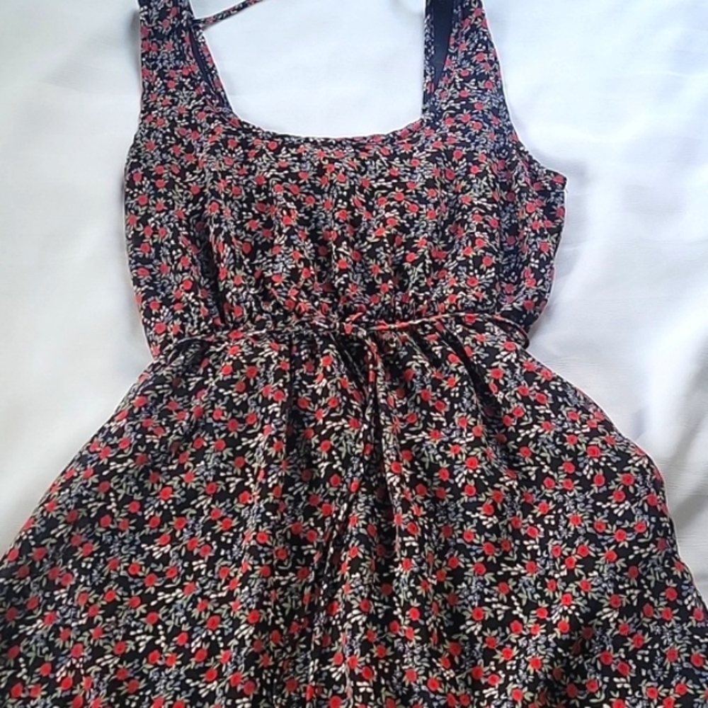 Sweet Claire Woman's Black & Red Ruched Sleeveless Sundress, Size: M